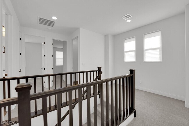 Building Photo - 12549 Lylan Ridge St