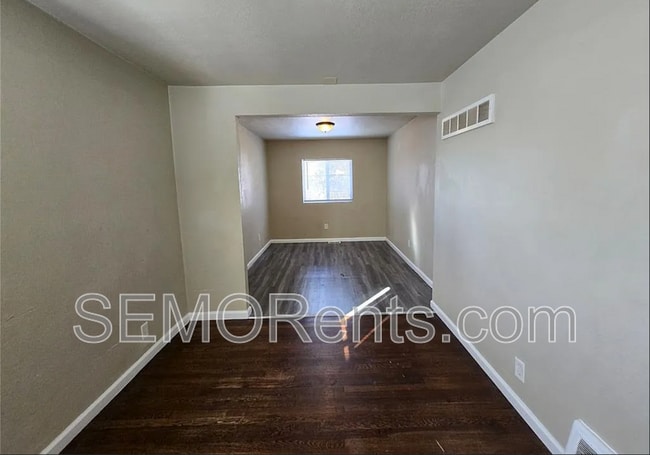 Building Photo - 117 Glen Garry Rd