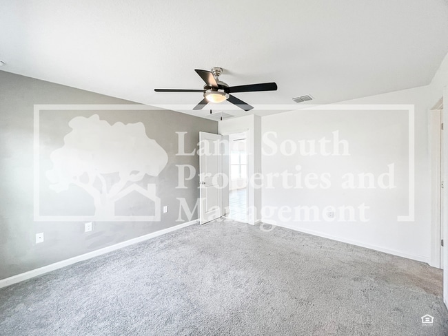 Building Photo - 4811 Rigging St