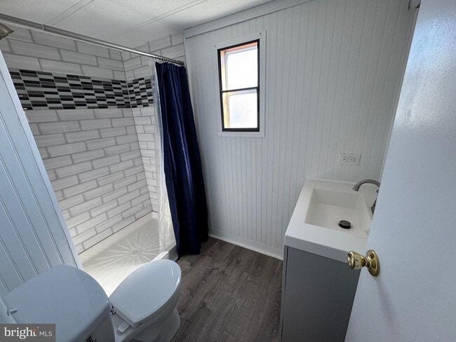 Building Photo - 36991 Laws Point Rd