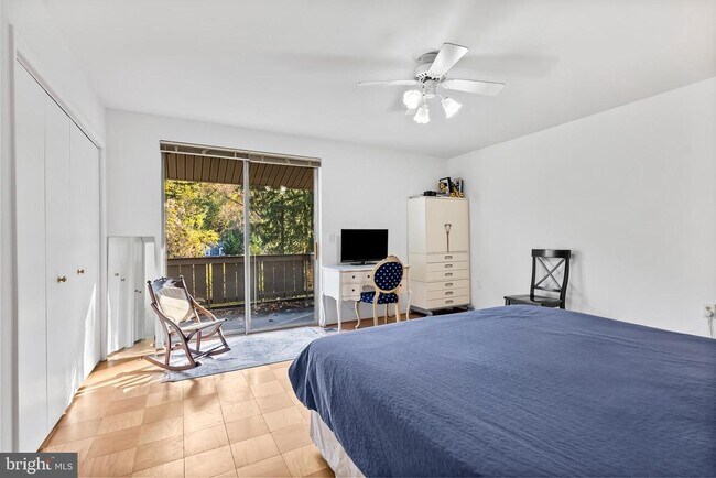 Building Photo - 110 Cross Keys Rd