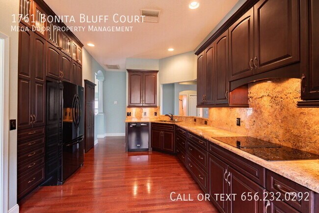 Building Photo - 1761 Bonita Bluff Ct