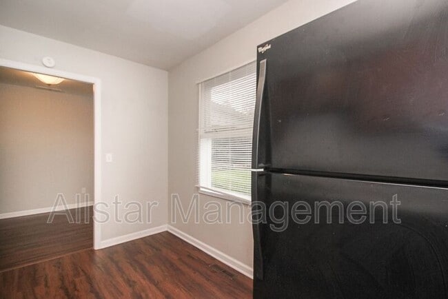 Building Photo - 6393 Springwood Rd