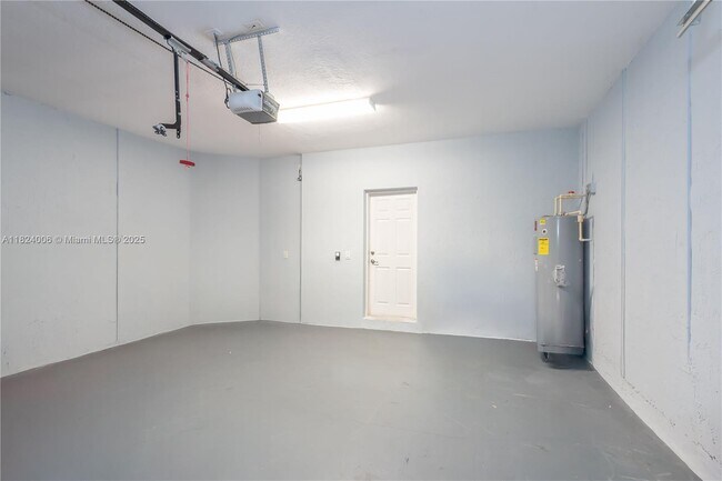 Building Photo - 11510 NW 88th Ln