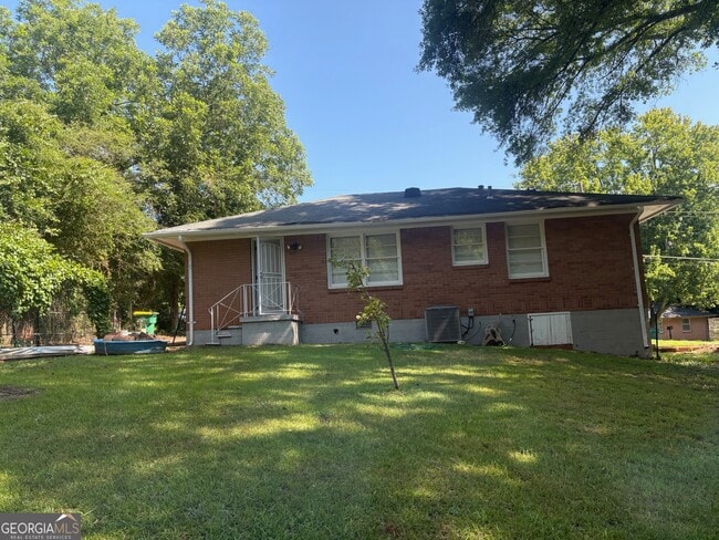 Building Photo - 5690 Cypress Dr