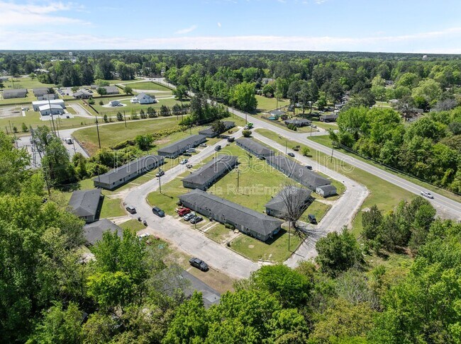 Building Photo - 2501 St Andrew St