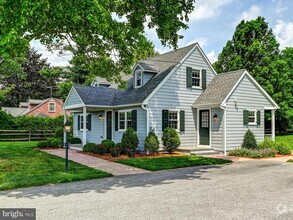Building Photo - 3322 Hess Rd