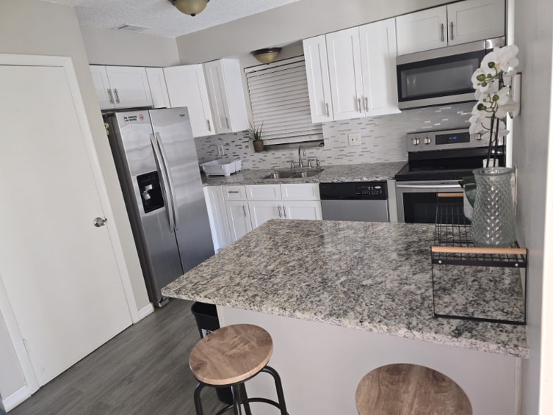 Building Photo - 3796 N 139th Ave