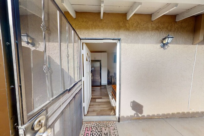 Building Photo - 910 S Lincoln Ave