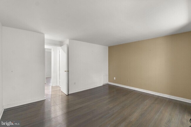 Building Photo - 12 Coats Bridge Pl