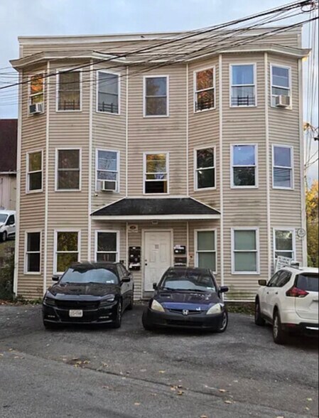 Building Photo - 7 Jones St