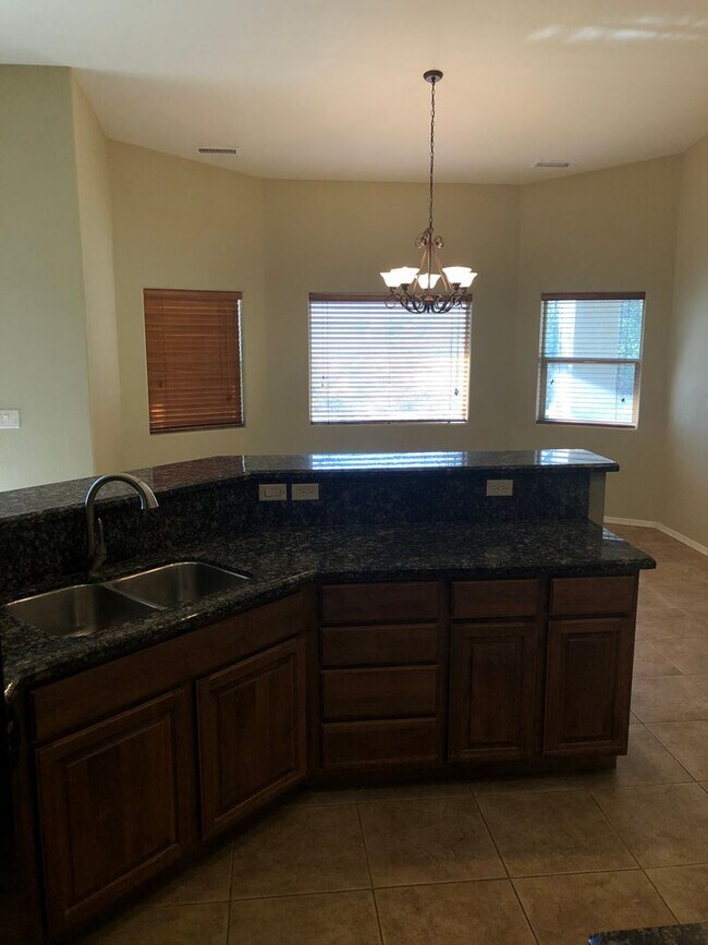 Building Photo - Four Bedroom Home w/3 Car Garage in Prescott
