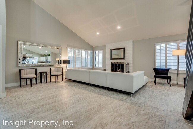 Building Photo - 4 br, 2 bath House - 1709 Valmora St.