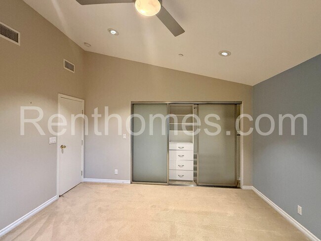 Building Photo - 4204 Explorer Ct