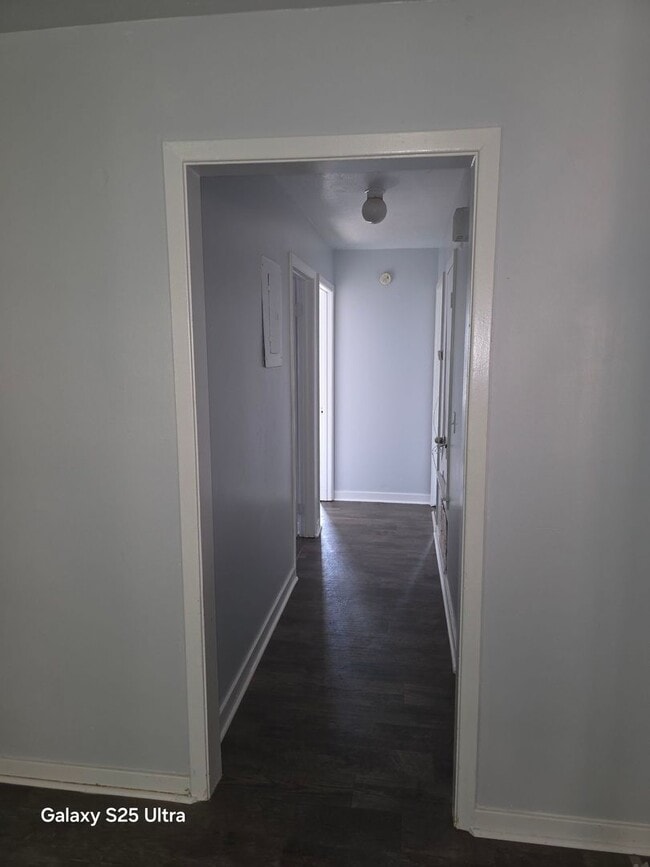 Building Photo - 1238 Kennington Ave - Unit A