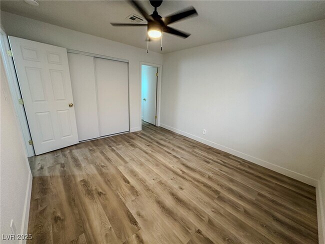 Building Photo - 6932 Kilgore Dr