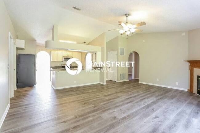 Building Photo - 3 Bedroom Pet-Friendly Home in Jacksonvill...