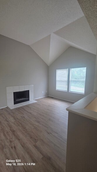 Building Photo - 3312 N Virginia Ave