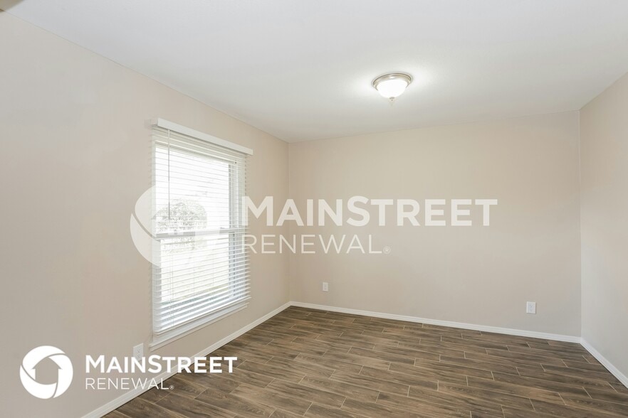 Building Photo - 5038 Overcrest Dr