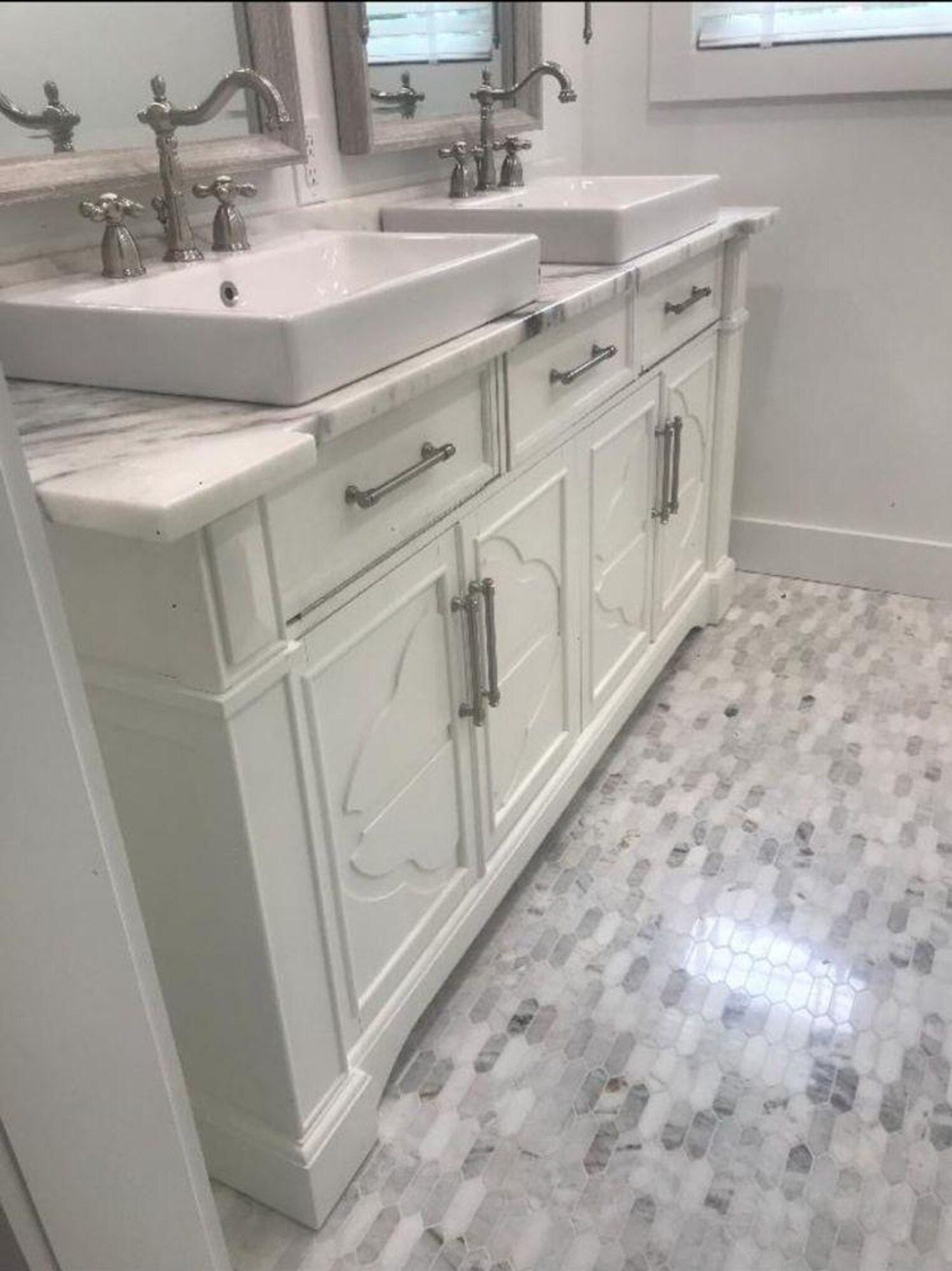 Building Photo - 519 35th Ave N