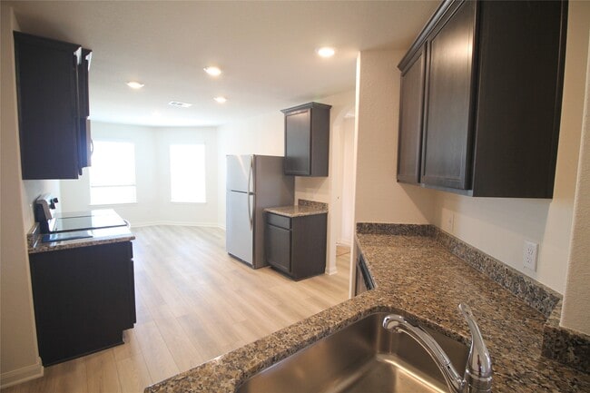 Building Photo - 8031 Vacek Meadows Loop