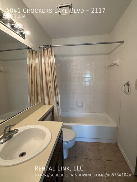 Building Photo - 4041 Crockers Lake Blvd