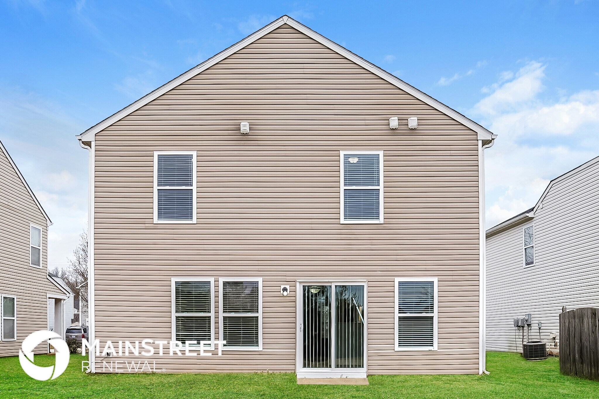 Building Photo - 748 Runningbrook Ln