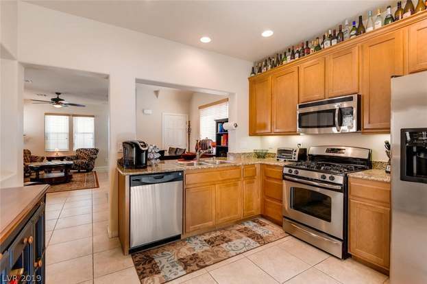 Building Photo - 10563 Longoria Garden St