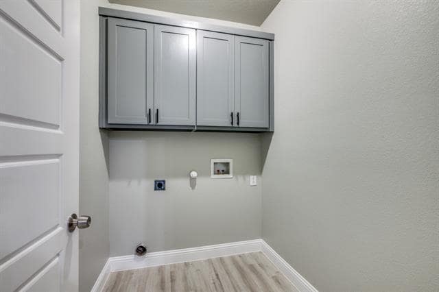 Building Photo - 2751 E 1st St