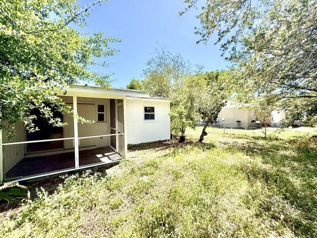 Building Photo - 605 64th Ave W