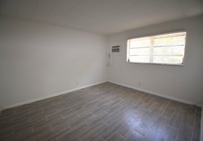 Building Photo - 710 N K St