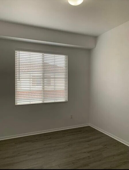 Building Photo - 1460 Rancho Rose Way