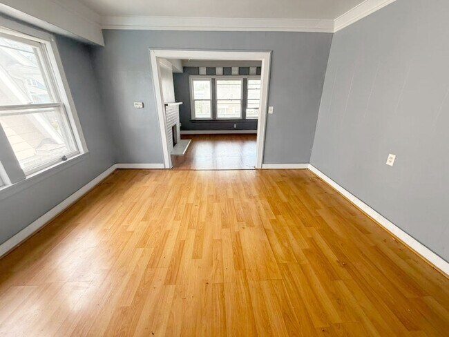 Building Photo - 4822 E 84th St