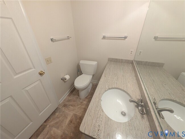 Building Photo - 301 Beacon Ridge Dr