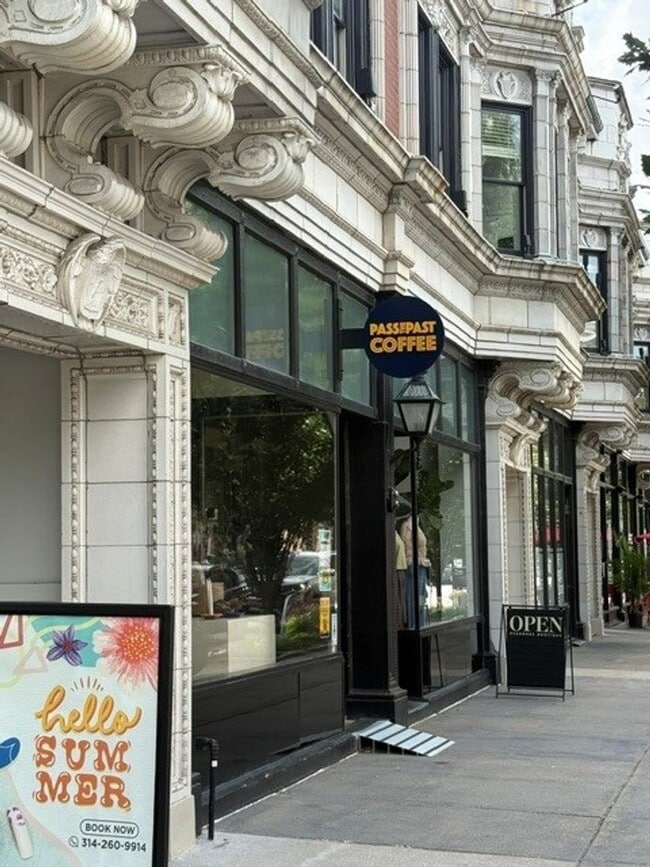 Building Photo - 4734 McPherson Ave