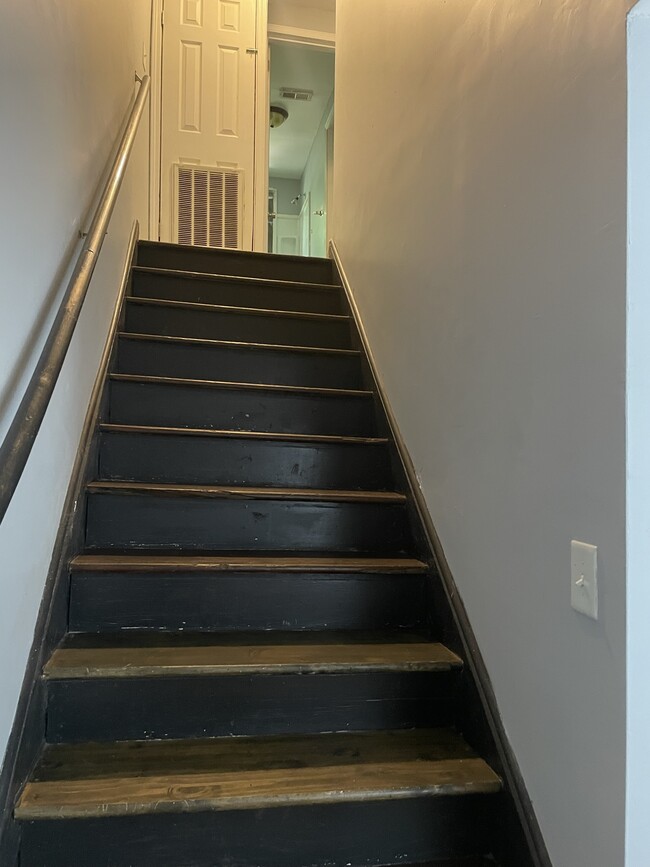 Building Photo - 207 Colleton Rd