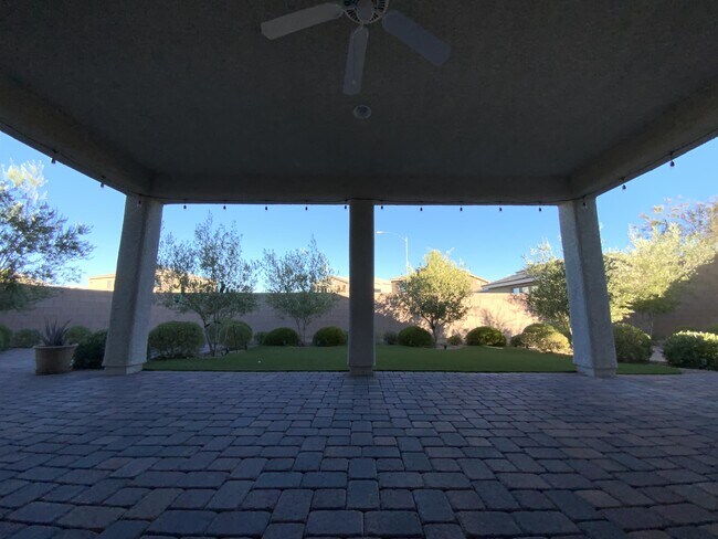 Building Photo - 799 Flowing Meadow Dr