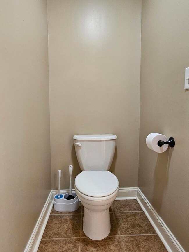 Building Photo - 1155 Raccoon Rd