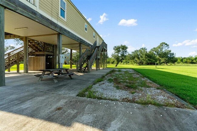 Building Photo - 178 Wallace Moore Rd