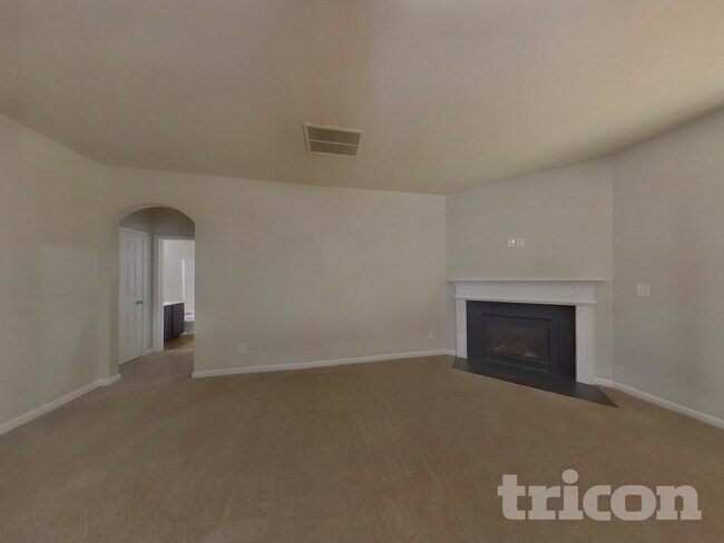 Building Photo - 64 Ledford Way