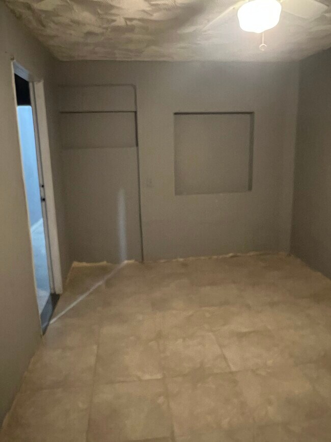 “ - 1030 NW 120th St