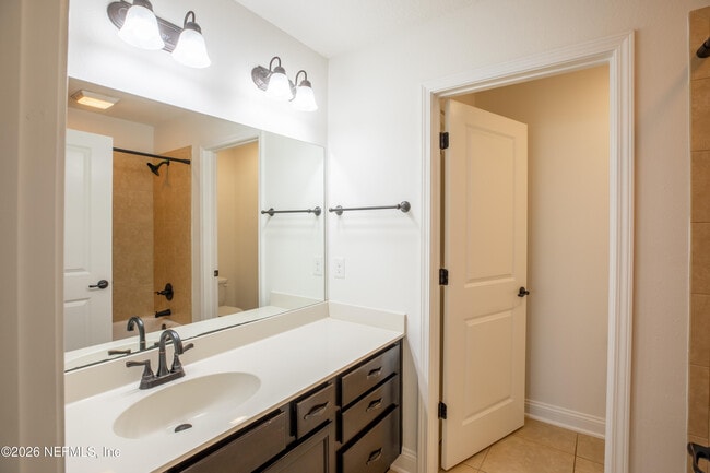 Building Photo - 11 Mascotte Pl