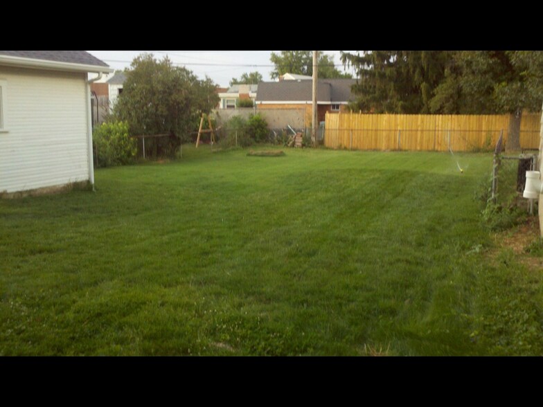 Building Photo - 1409 Highview Ave