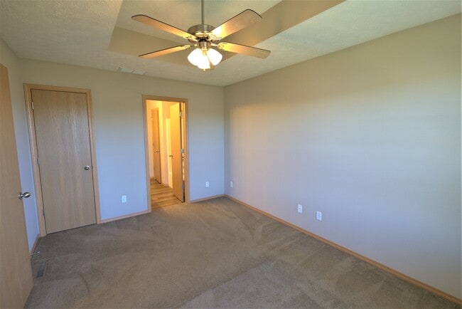 Building Photo - 3 Bedroom in a Convenient Location