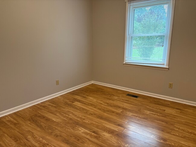 Building Photo - 2066 Eaker Dr
