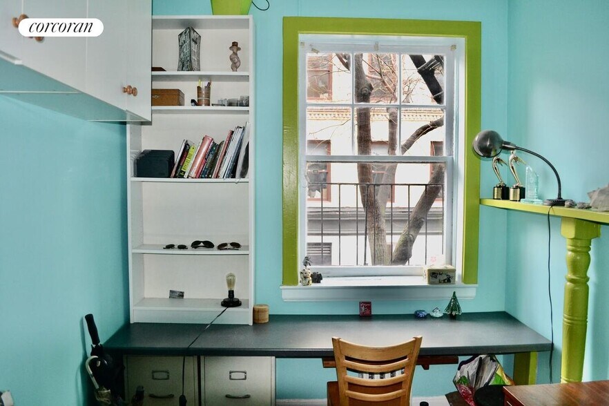 Building Photo - 27 Commerce St