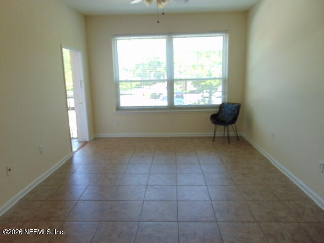 Building Photo - 7990 Baymeadows Cir E