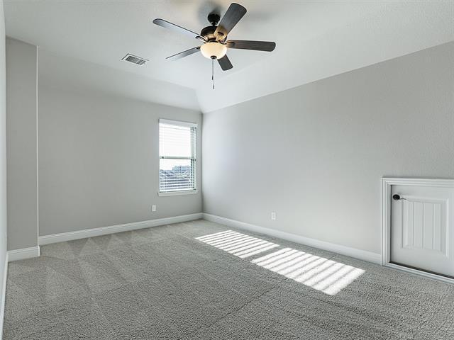 Building Photo - 2618 Thayne Dr