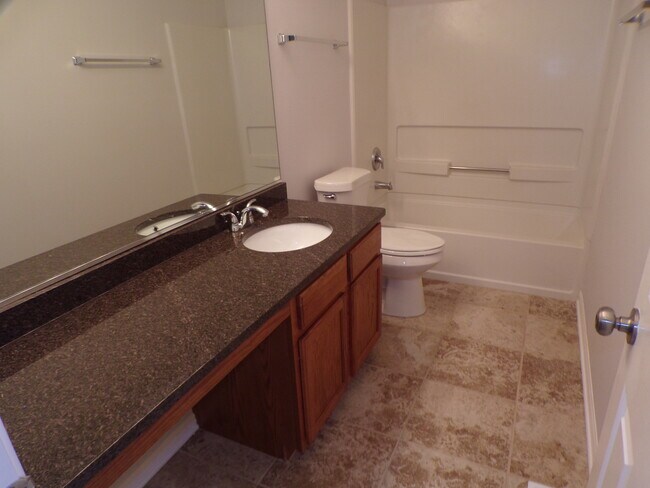 Building Photo - 2096 Limestone Ln