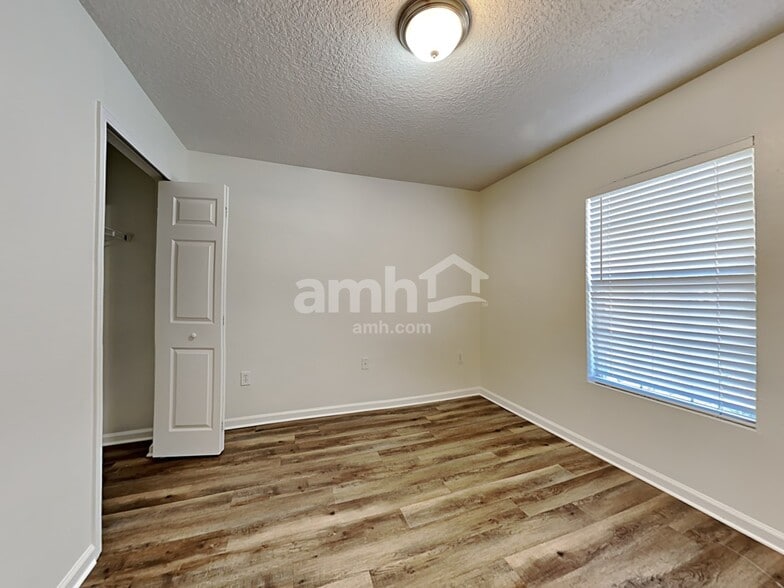 Building Photo - 201 Marisco Way